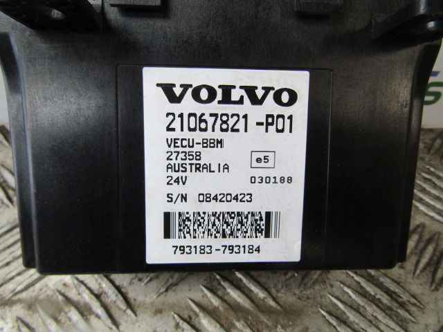 VOLVO BBM ECU P/NO 21067821-P01 - Valdymo blokas - Sunkvežimis: foto 2 VOLVO BBM ECU P/NO 21067821-P01 - Valdymo blokas - Sunkvežimis: foto 2