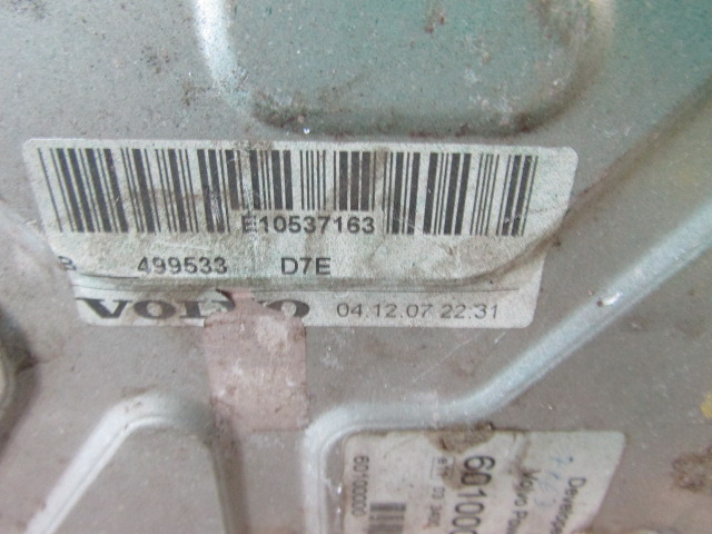 VOLVO D7E ENGINE ECU P/NO 60100000 P06 VOLVO P/NO 499553 - Valdymo blokas - Sunkvežimis: foto 3 VOLVO D7E ENGINE ECU P/NO 60100000 P06 VOLVO P/NO 499553 - Valdymo blokas - Sunkvežimis: foto 3