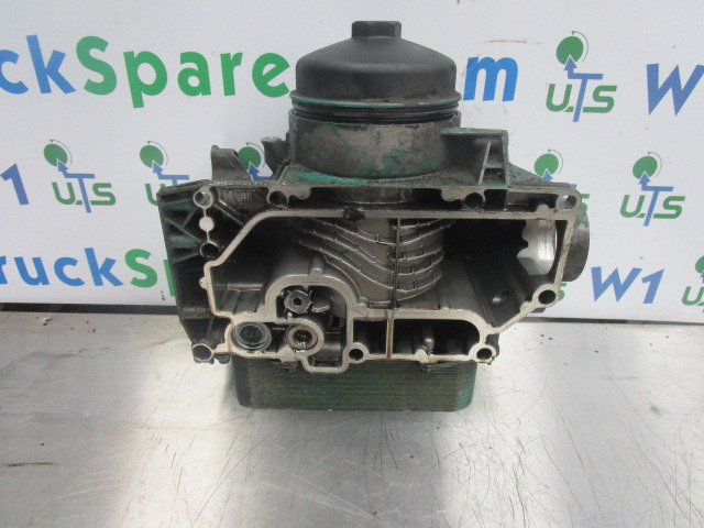 VOLVO FE 240/280 D7E OIL FILTER HOUSING / OIL COOLER - Variklis ir dalys - Sunkvežimis: foto 2 VOLVO FE 240/280 D7E OIL FILTER HOUSING / OIL COOLER - Variklis ir dalys - Sunkvežimis: foto 2