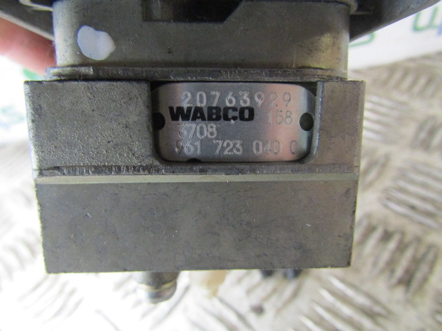 VOLVO FE HAND BRAKE CONTROL UNIT WABCO 20763929 - Elektros sistema - Sunkvežimis: foto 3 VOLVO FE HAND BRAKE CONTROL UNIT WABCO 20763929 - Elektros sistema - Sunkvežimis: foto 3