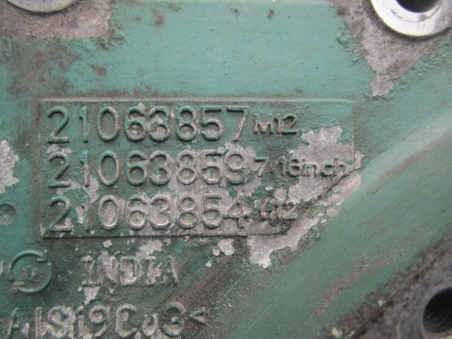 VOLVO FH13A FLYWHEEL BELLHOUSING P/NO 21063857 / 21063859 - Smagratis - Sunkvežimis: foto 2 VOLVO FH13A FLYWHEEL BELLHOUSING P/NO 21063857 / 21063859 - Smagratis - Sunkvežimis: foto 2