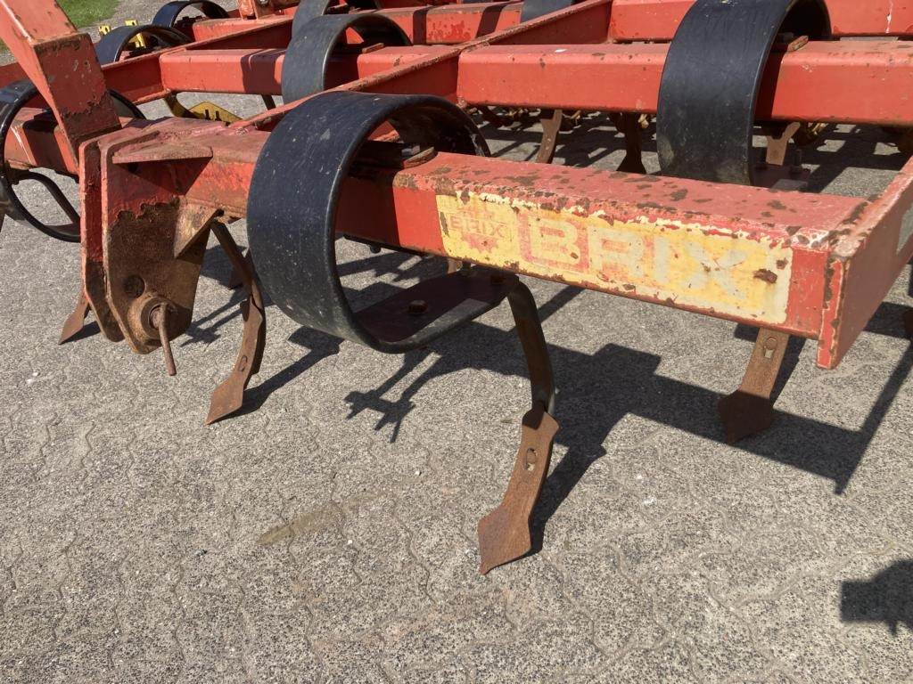 Brix GRUBBER - Kultivatorius: foto 2 Brix GRUBBER - Kultivatorius: foto 2