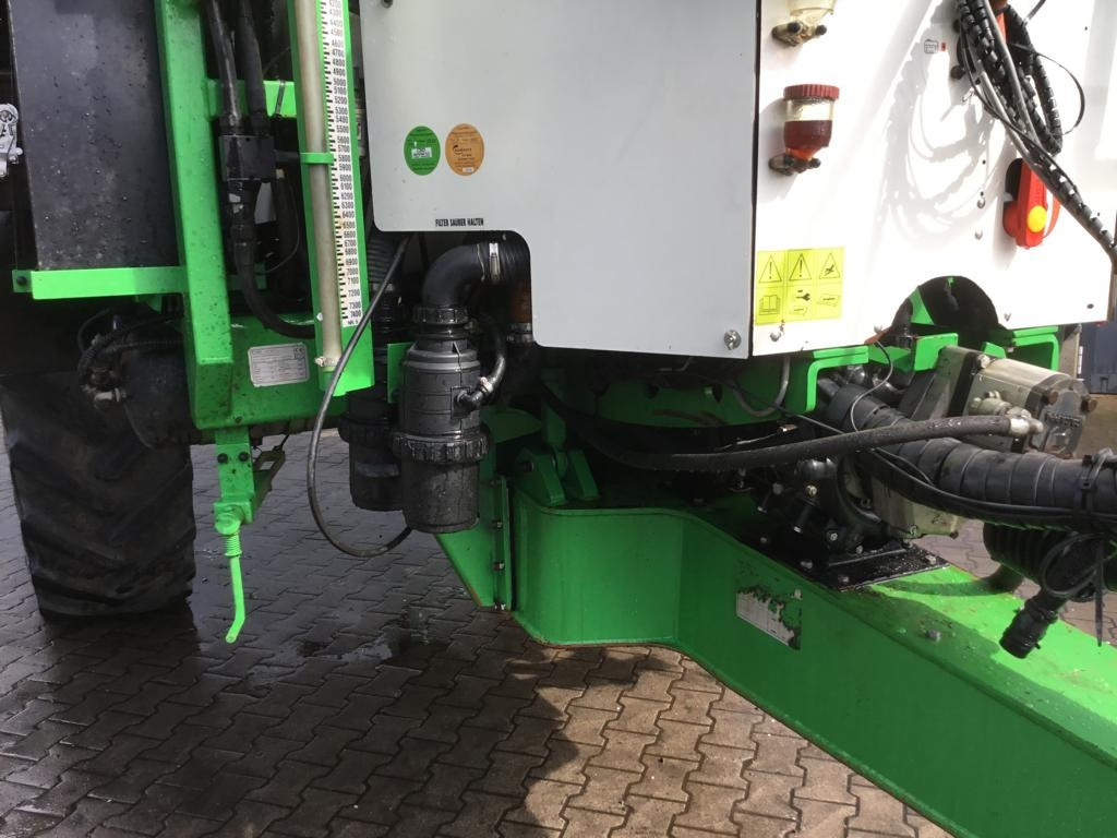 Prikabinamas purkštuvas CHD F 7033 A: foto 19 Prikabinamas purkštuvas CHD F 7033 A: foto 19