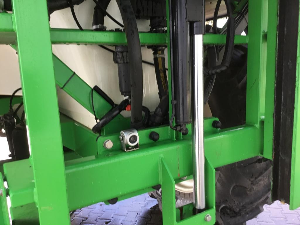 Prikabinamas purkštuvas CHD F 7033 A: foto 14 Prikabinamas purkštuvas CHD F 7033 A: foto 14