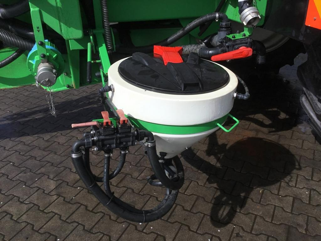 Prikabinamas purkštuvas CHD F 7033 A: foto 9 Prikabinamas purkštuvas CHD F 7033 A: foto 9