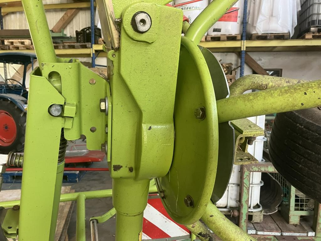 CLAAS VOLTO 64 - Šieno grėblys/ Vartytuvas: foto 4 CLAAS VOLTO 64 - Šieno grėblys/ Vartytuvas: foto 4