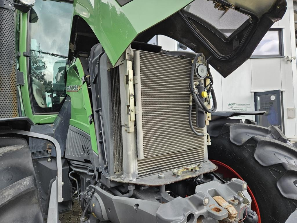 Fendt 824 Vario ProfiPlus - Traktorius: foto 3 Fendt 824 Vario ProfiPlus - Traktorius: foto 3