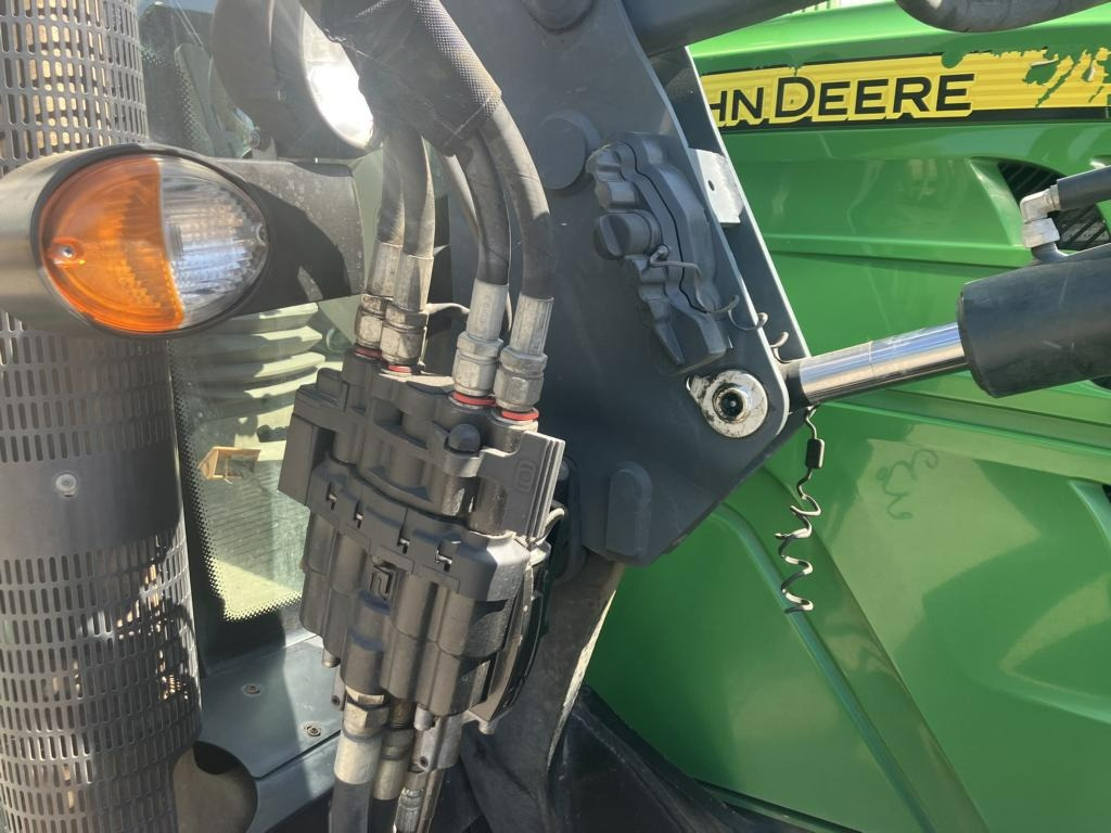 John Deere 6125R - Traktorius: foto 2 John Deere 6125R - Traktorius: foto 2