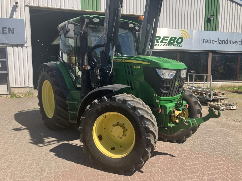 John Deere 6125R - Traktorius: foto 1 John Deere 6125R - Traktorius: foto 1