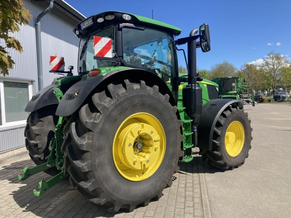 Nauja Traktorius John Deere 6R215: foto 11