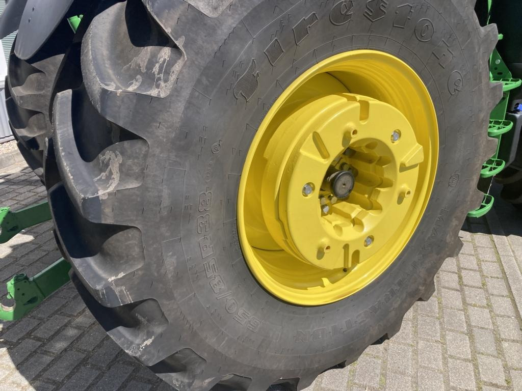 Nauja Traktorius John Deere 6R215: foto 12