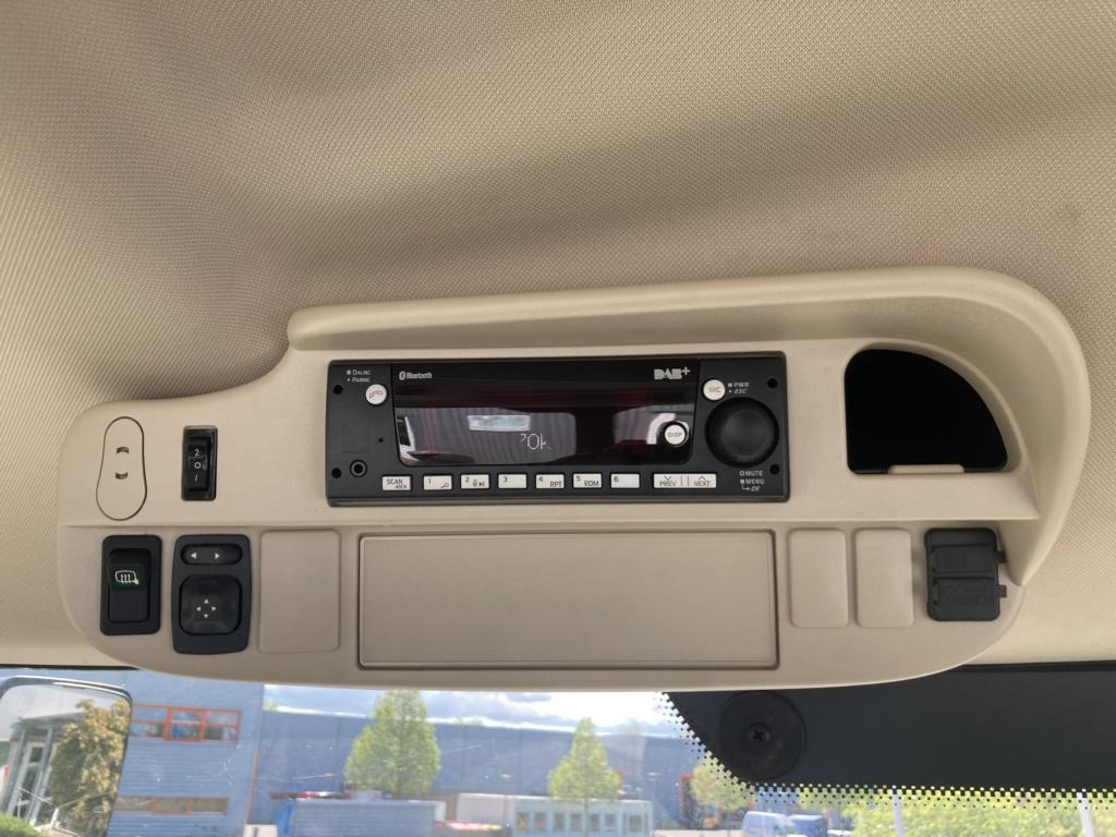 John Deere 6R215 - Traktorius: foto 5 John Deere 6R215 - Traktorius: foto 5