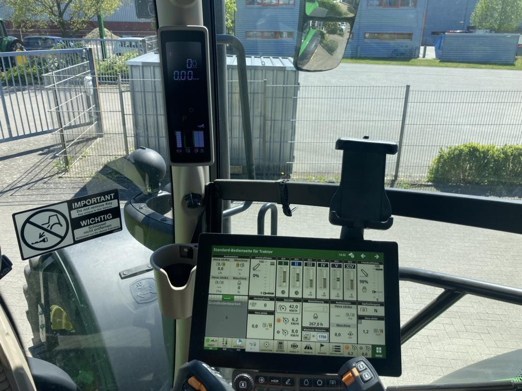 John Deere 6R215 - Traktorius: foto 3 John Deere 6R215 - Traktorius: foto 3