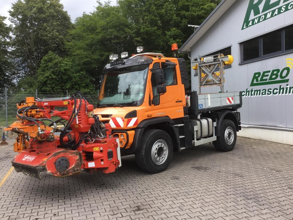 Mercedes-Benz UNIMOG U 527 - Komunalinė/ Specializuota technika: foto 1 Mercedes-Benz UNIMOG U 527 - Komunalinė/ Specializuota technika: foto 1