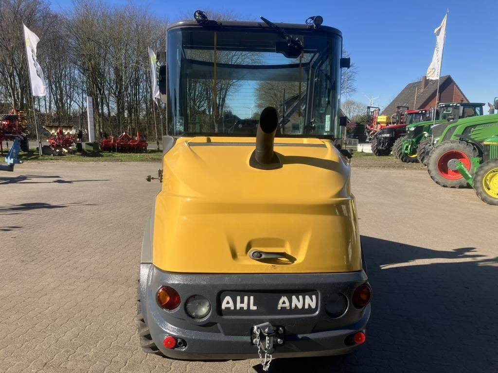 Ratinis krautuvas MECALAC AX 850: foto 13