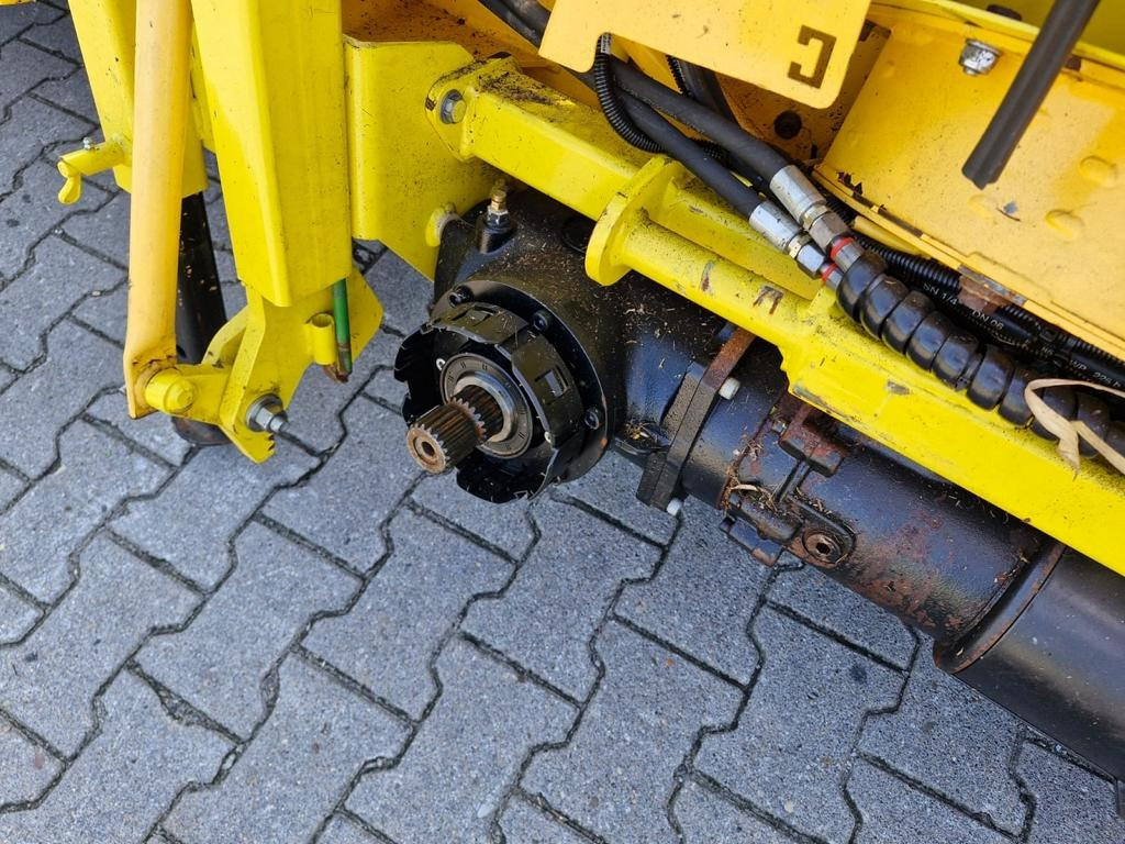 New Holland MAISVORSATZ 900S FI / 390 - Kukurūzų pjaunamoji: foto 4 New Holland MAISVORSATZ 900S FI / 390 - Kukurūzų pjaunamoji: foto 4
