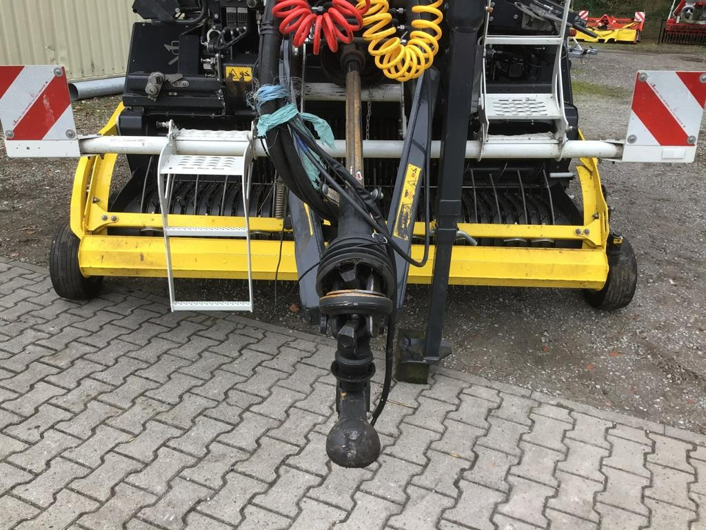 Pašarų tvarkymo technika Pöttinger IMPRESS 155 VC PRO: foto 32 Pašarų tvarkymo technika Pöttinger IMPRESS 155 VC PRO: foto 32
