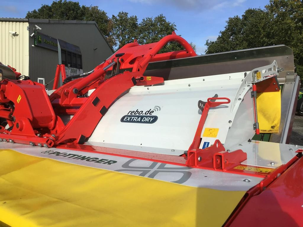 Pöttinger NOVACAT V 10000 ED CL - Šienapjovė: foto 4 Pöttinger NOVACAT V 10000 ED CL - Šienapjovė: foto 4