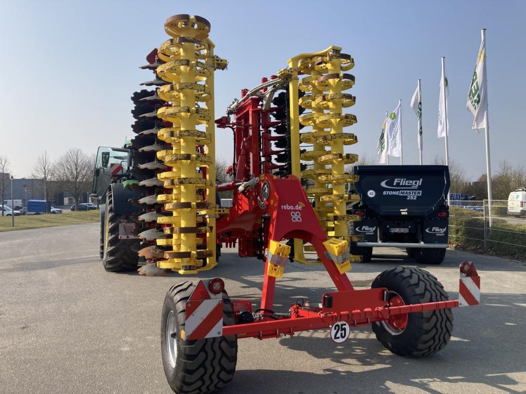 Pöttinger TERRADISC 6001 T - Diskiniai skutikai: foto 2 Pöttinger TERRADISC 6001 T - Diskiniai skutikai: foto 2