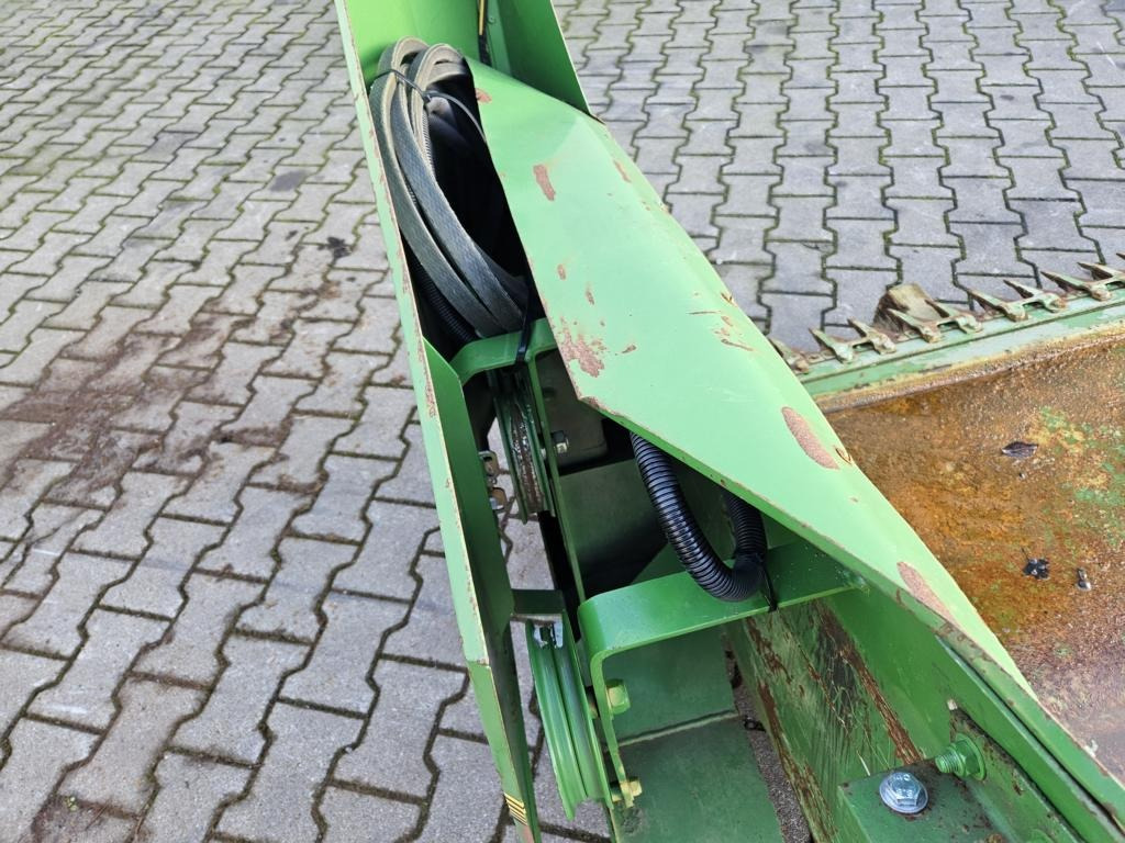 Zürn PROFI JD 800 - Derliaus nuėmimo kombainas: foto 3 Zürn PROFI JD 800 - Derliaus nuėmimo kombainas: foto 3