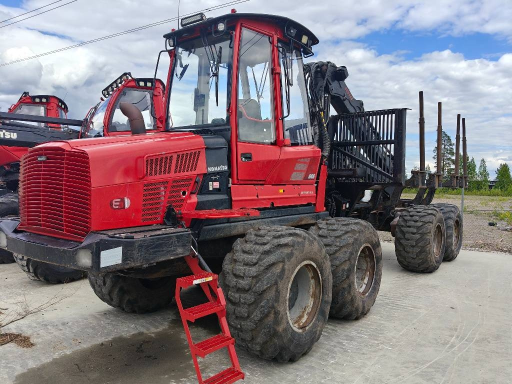 Komatsu 865 - Forvarderis: foto 1 Komatsu 865 - Forvarderis: foto 1