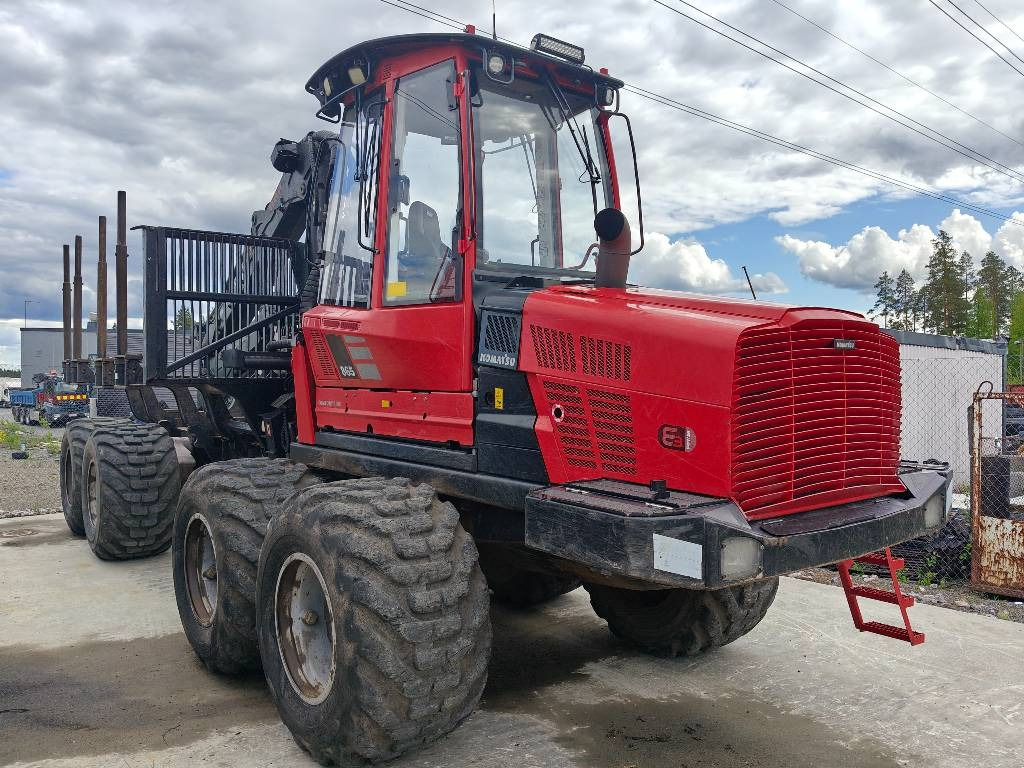 Komatsu 865 - Forvarderis: foto 2 Komatsu 865 - Forvarderis: foto 2