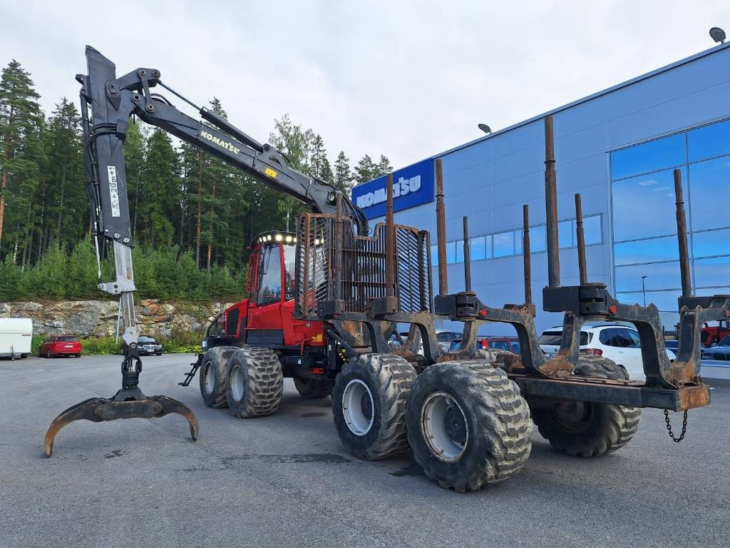 Komatsu 875 - Forvarderis: foto 3 Komatsu 875 - Forvarderis: foto 3