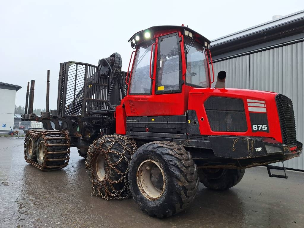 Komatsu 875 - Forvarderis: foto 1 Komatsu 875 - Forvarderis: foto 1