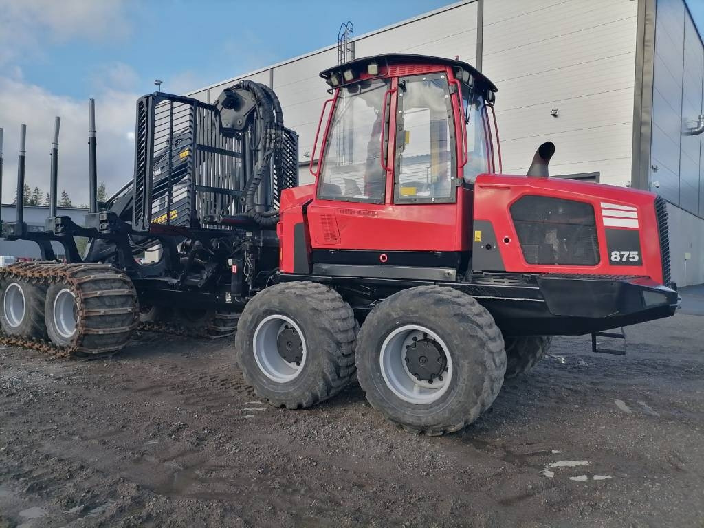 Komatsu 875  - Forvarderis: foto 1 Komatsu 875  - Forvarderis: foto 1