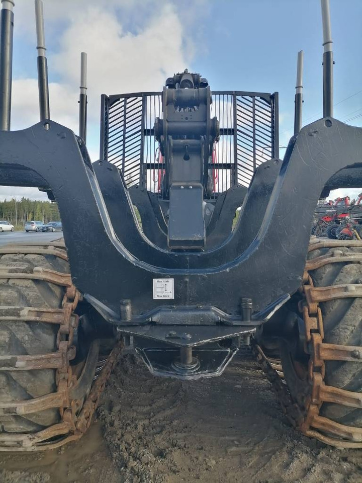 Komatsu 875  - Forvarderis: foto 2 Komatsu 875  - Forvarderis: foto 2