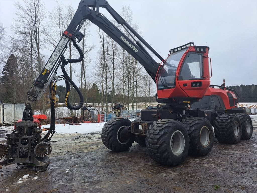 Komatsu 901 XC - Harvesteris: foto 1 Komatsu 901 XC - Harvesteris: foto 1