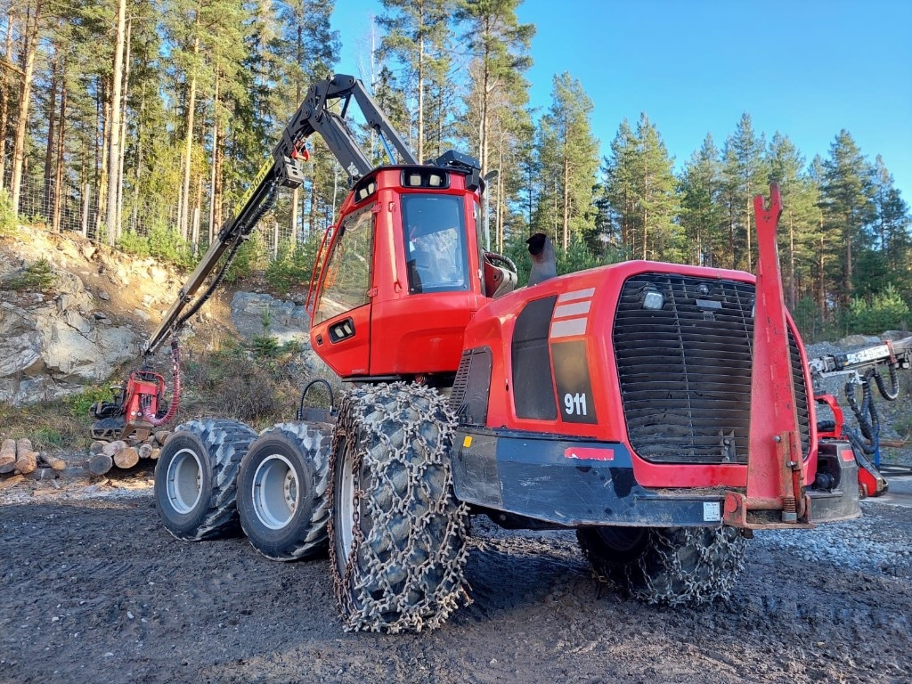 Komatsu 911 - Harvesteris: foto 5 Komatsu 911 - Harvesteris: foto 5