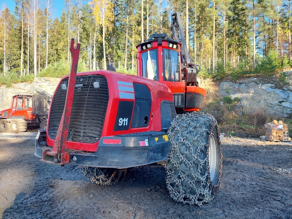 Komatsu 911 - Harvesteris: foto 4 Komatsu 911 - Harvesteris: foto 4