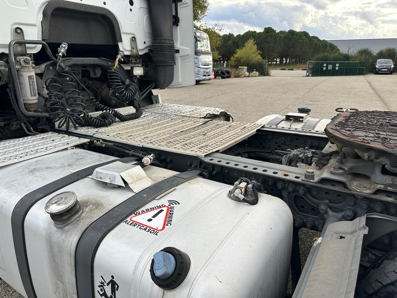 Mercedes-Benz Actros - Vilkikas: foto 5 Mercedes-Benz Actros - Vilkikas: foto 5