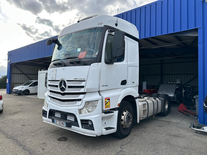 Mercedes-Benz Actros - Vilkikas: foto 1 Mercedes-Benz Actros - Vilkikas: foto 1