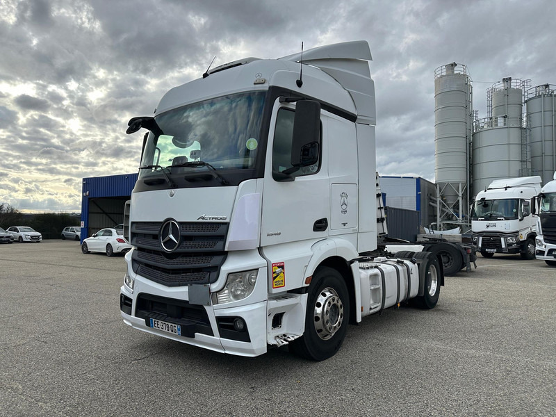 Mercedes-Benz Actros - Vilkikas: foto 1 Mercedes-Benz Actros - Vilkikas: foto 1