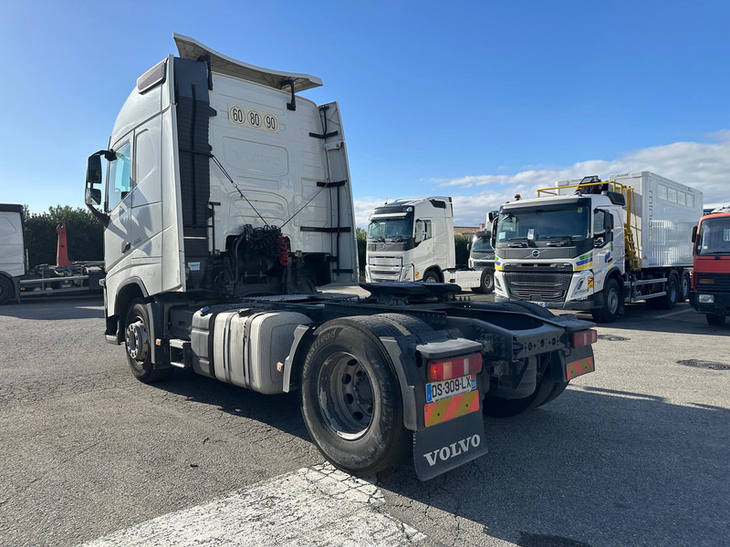 Volvo FH - Vilkikas: foto 3 Volvo FH - Vilkikas: foto 3