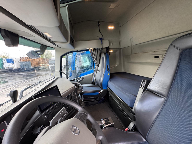 Volvo FH - Vilkikas: foto 4 Volvo FH - Vilkikas: foto 4