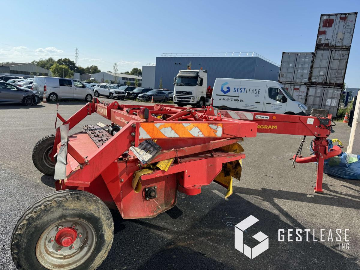 Agram JET CUT T320 FINGER - Šienapjovė: foto 3 Agram JET CUT T320 FINGER - Šienapjovė: foto 3