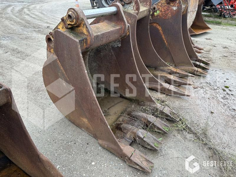 GODET LIEBHERR SW48 760 MM - Ekskavatoriaus kaušas: foto 1 GODET LIEBHERR SW48 760 MM - Ekskavatoriaus kaušas: foto 1