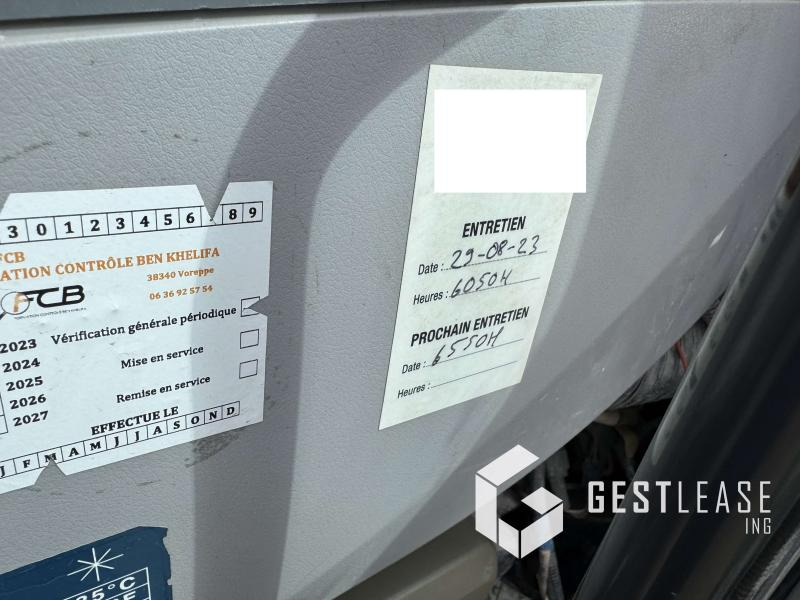 Vikšrinis ekskavatorius Hitachi ZX250LCN-5B: foto 10