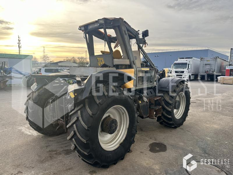 JCB Fastrac 2135 4WS - Traktorius: foto 3 JCB Fastrac 2135 4WS - Traktorius: foto 3