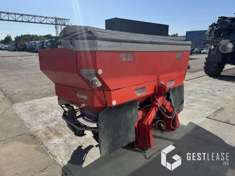 Kuhn AXIS 40.1 W - Trąšų barstytuvas: foto 3 Kuhn AXIS 40.1 W - Trąšų barstytuvas: foto 3