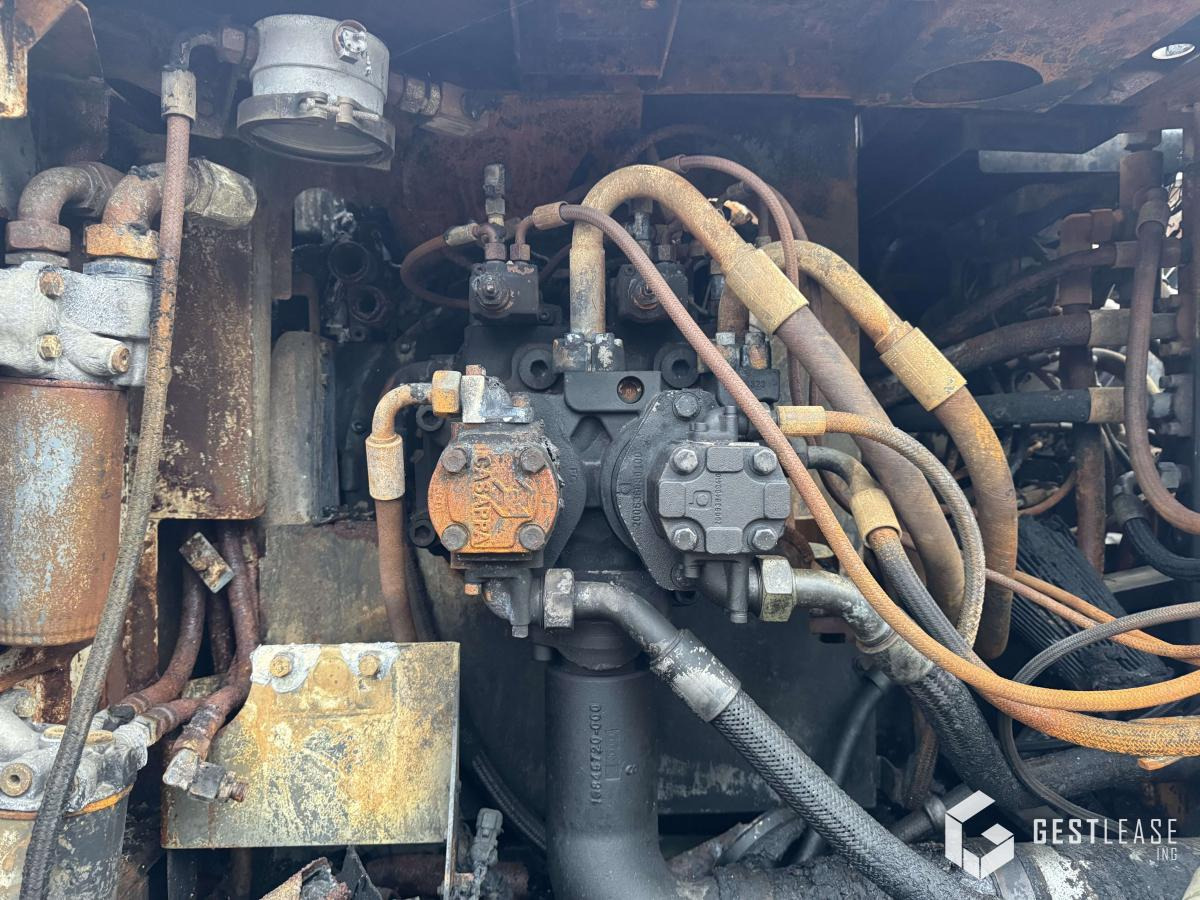 Liebherr R922LC - Vikšrinis ekskavatorius: foto 4 Liebherr R922LC - Vikšrinis ekskavatorius: foto 4