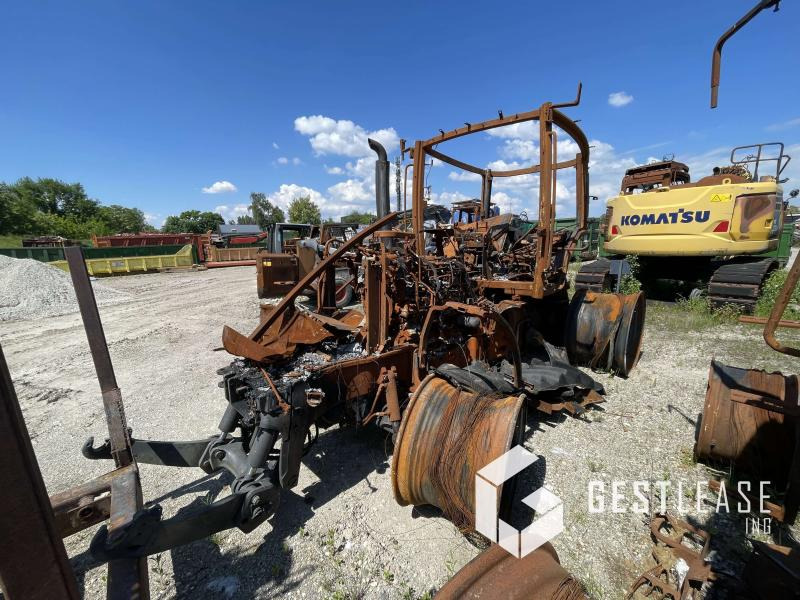 Massey Ferguson MF8S - Traktorius: foto 1 Massey Ferguson MF8S - Traktorius: foto 1