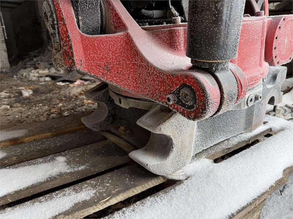 CAT 323 ROTOTILT R8 - Vikšrinis ekskavatorius: foto 5 CAT 323 ROTOTILT R8 - Vikšrinis ekskavatorius: foto 5