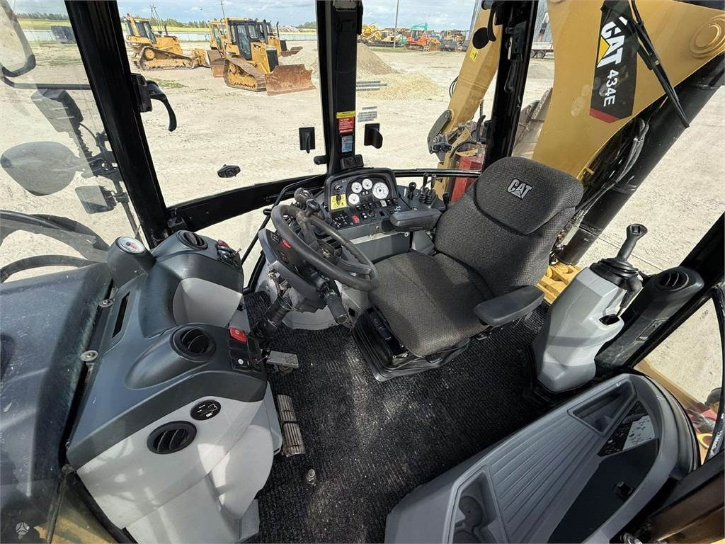 Ekskavatorius-krautuvas CAT 434 E: foto 12