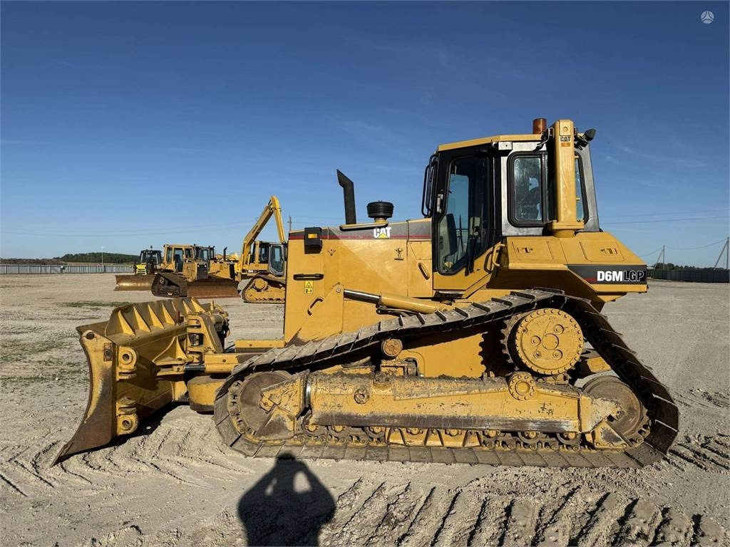 CAT D6M LGP - Buldozeris: foto 5 CAT D6M LGP - Buldozeris: foto 5