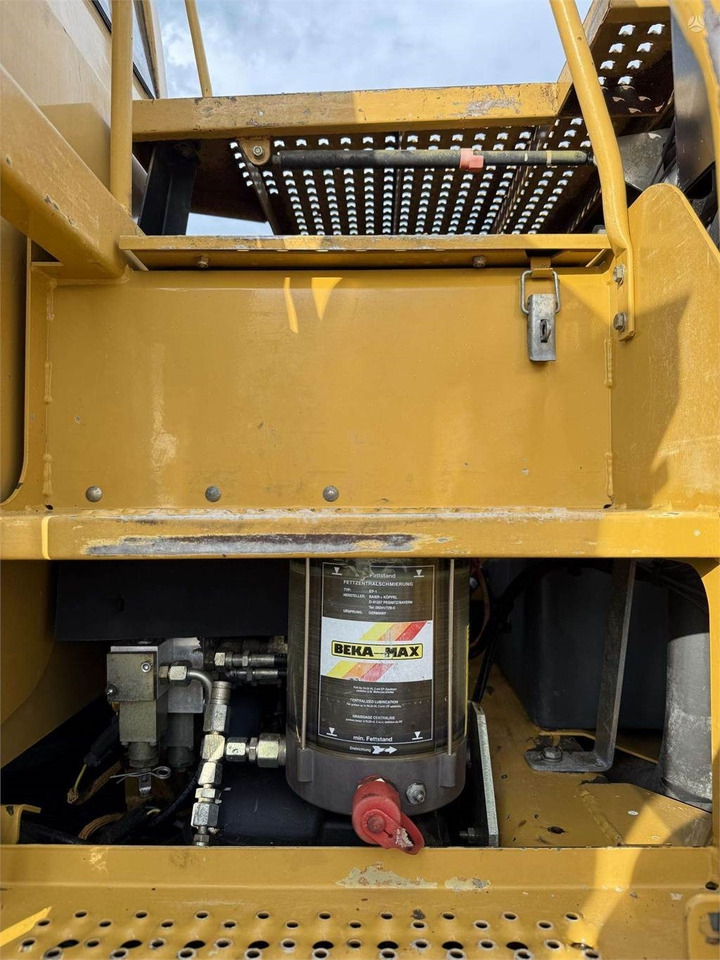 Ratinis ekskavatorius CAT M315C: foto 16