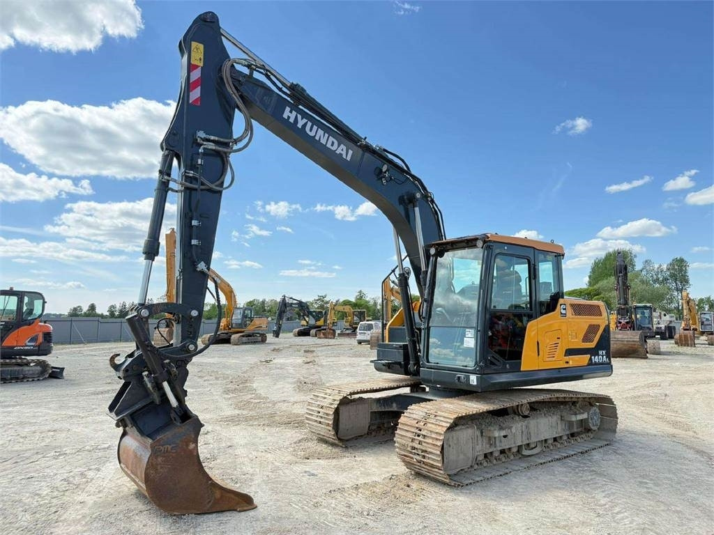 Hyundai HX 140 A L , 2272 HOURS ! - Vikšrinis ekskavatorius: foto 1 Hyundai HX 140 A L , 2272 HOURS ! - Vikšrinis ekskavatorius: foto 1